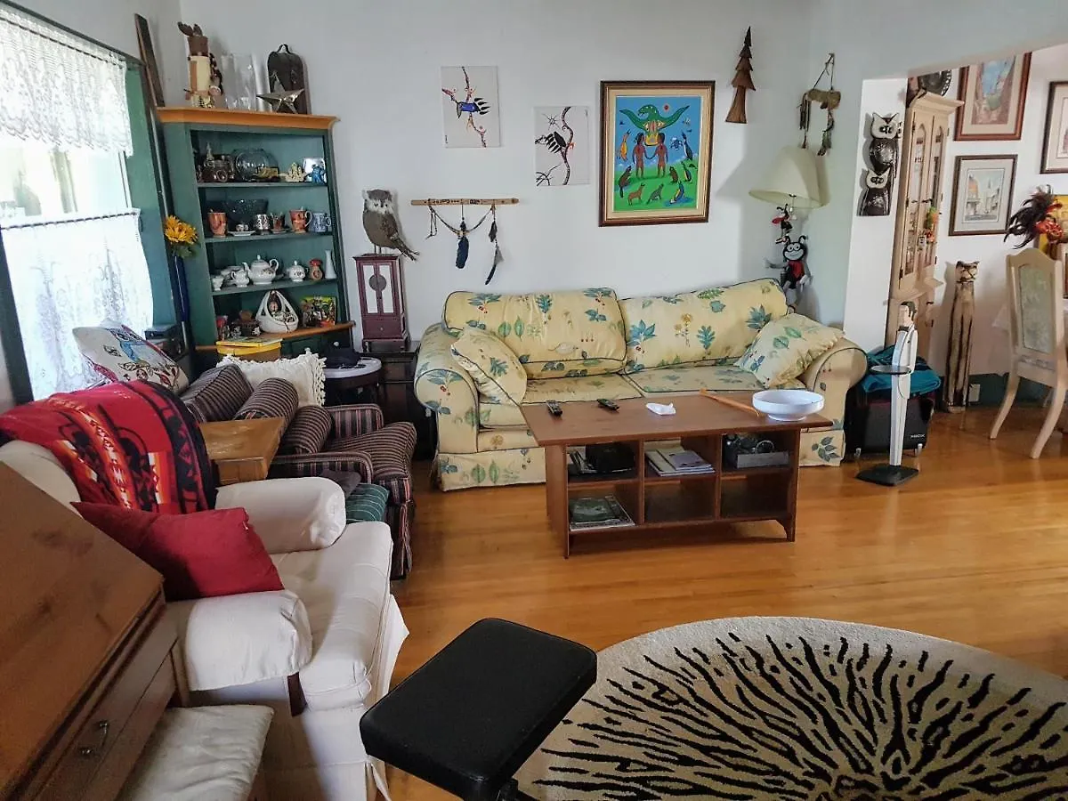 Bed & Breakfast Bed and Breakfast The Owl House Toronto