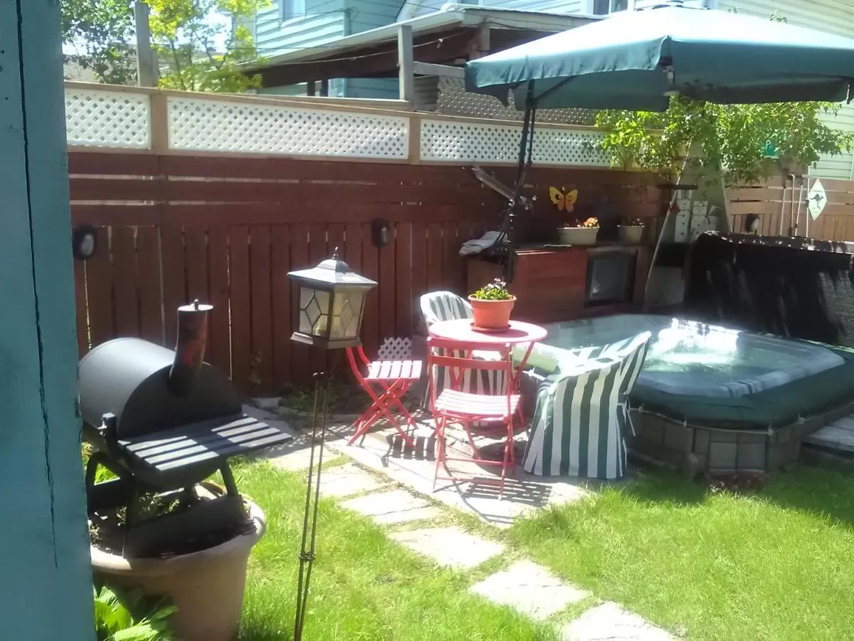 The Owl House Bed & Breakfast Toronto