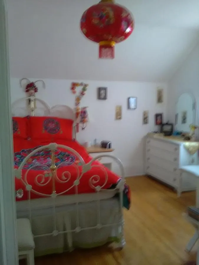 The Owl House Bed & Breakfast Toronto