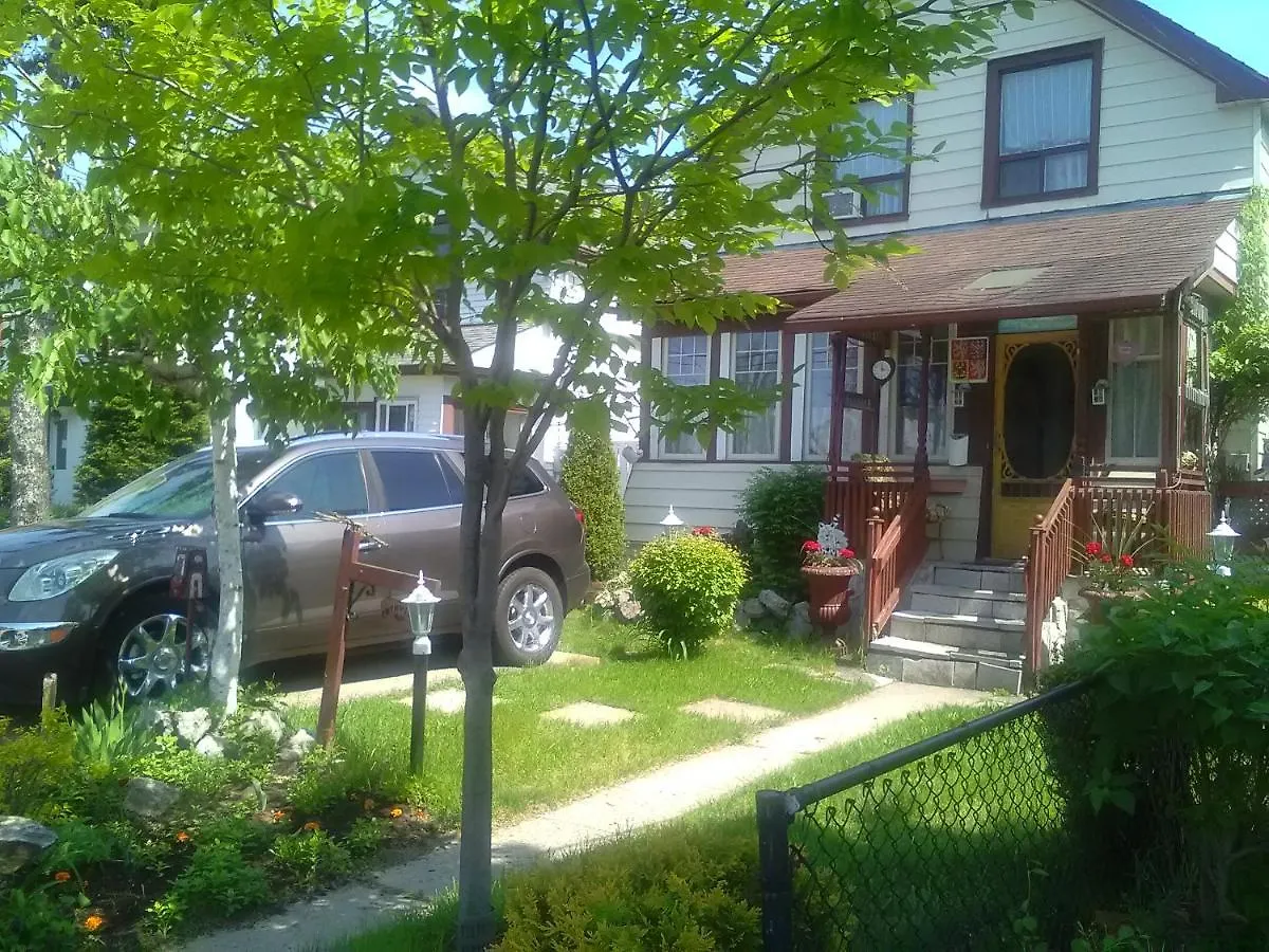 The Owl House Bed & Breakfast Toronto Canada