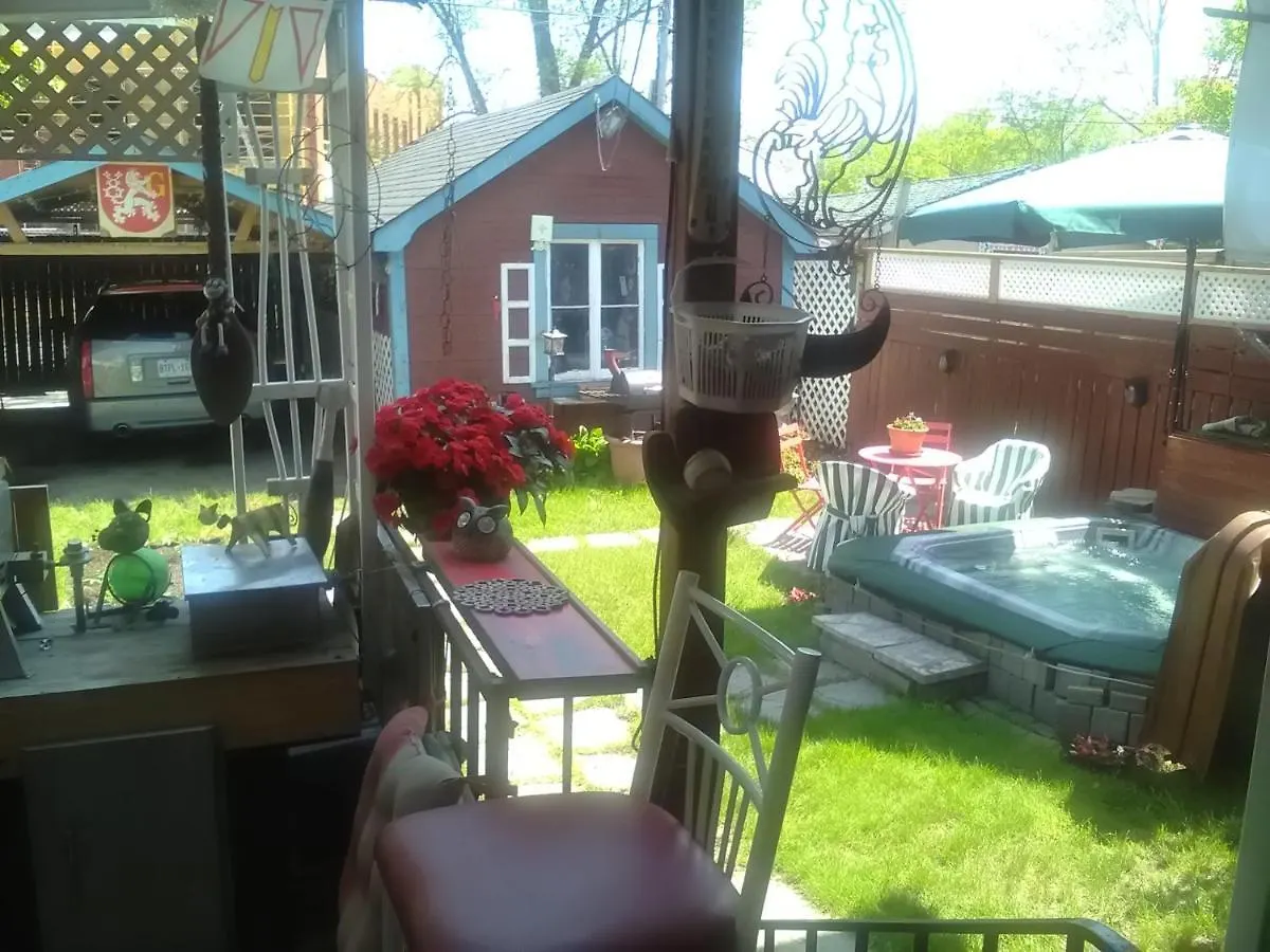 The Owl House Bed & Breakfast Toronto