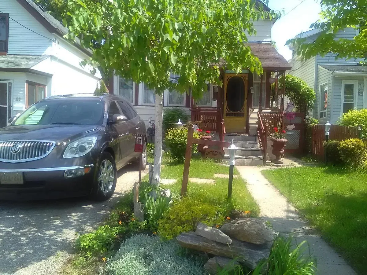 The Owl House Bed & Breakfast Toronto