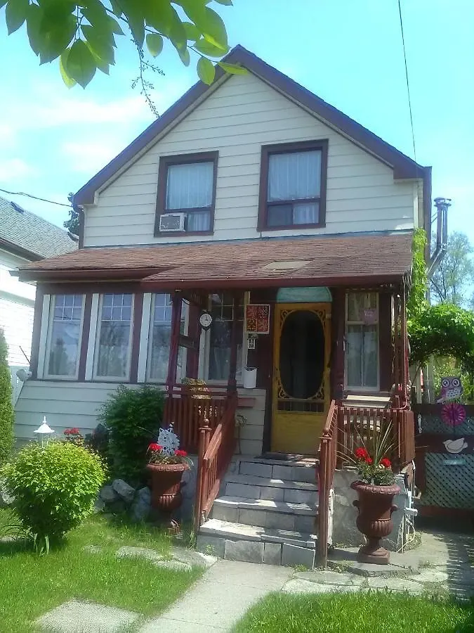 The Owl House Bed & Breakfast Toronto Canada