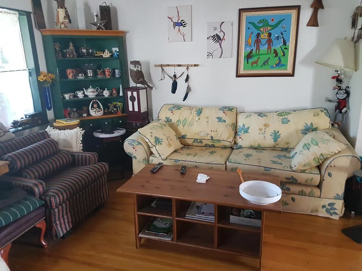 The Owl House Bed & Breakfast Toronto Canada