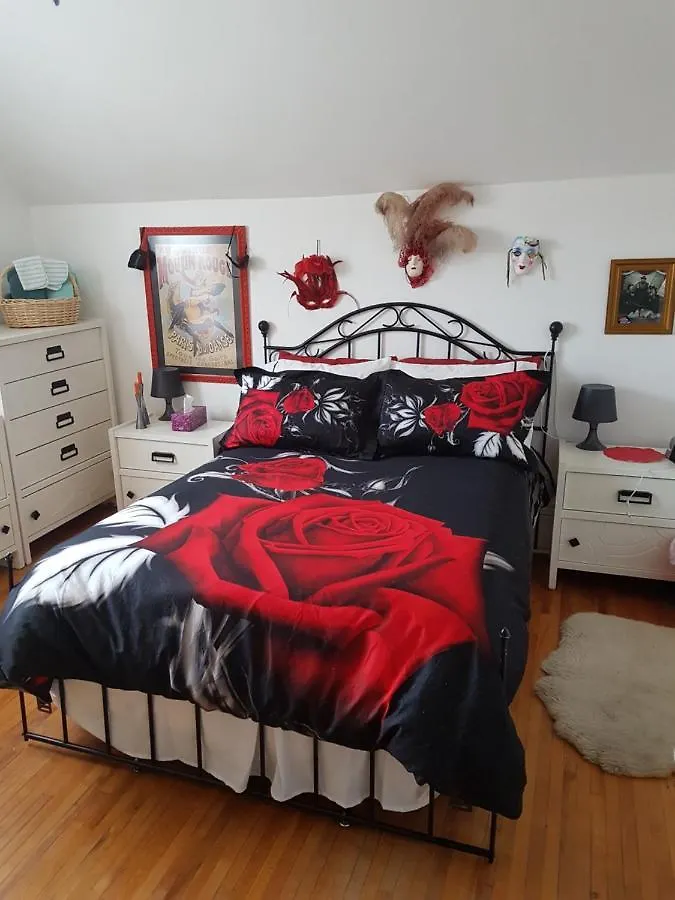 The Owl House Bed & Breakfast Toronto Canada